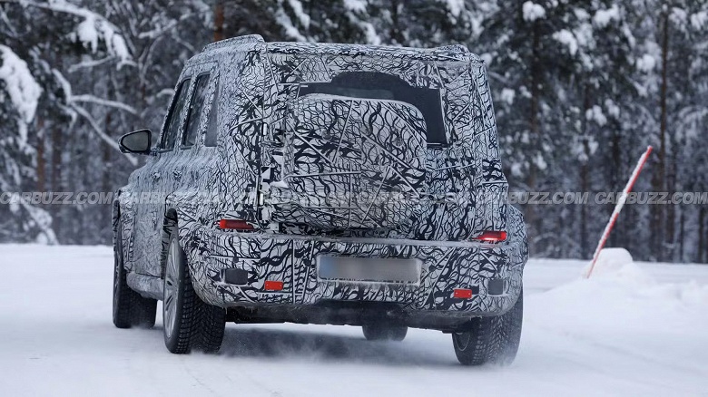 Самый маленький Mercedes-Benz G-класса&nbsp;засняли на тестах &mdash; мини-внедорожник может получить бензиновый мотор